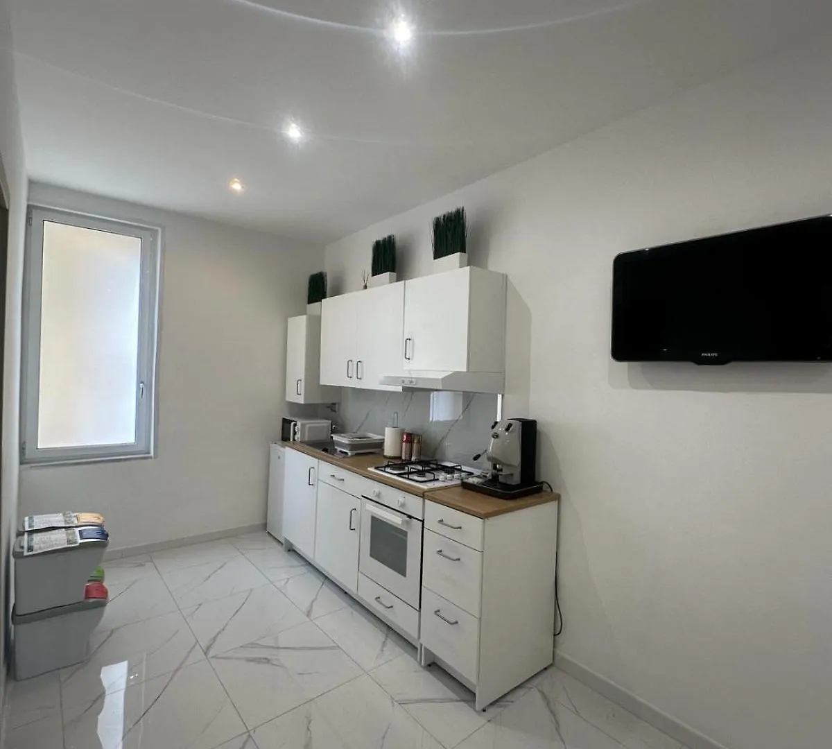 M2 Apartment Naples 0*,